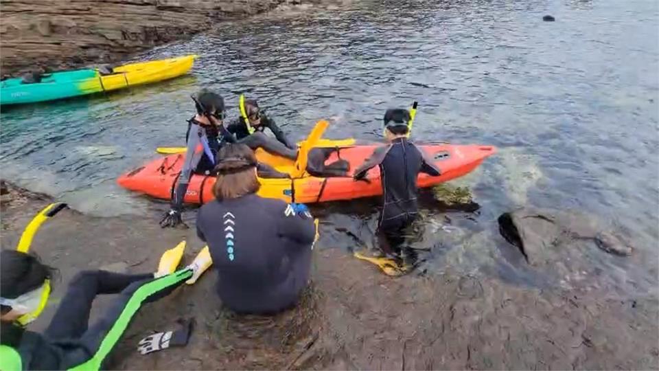 唯一畢業生！福連國小海中畢典　潛水五米、校長海底頒發畢業證書