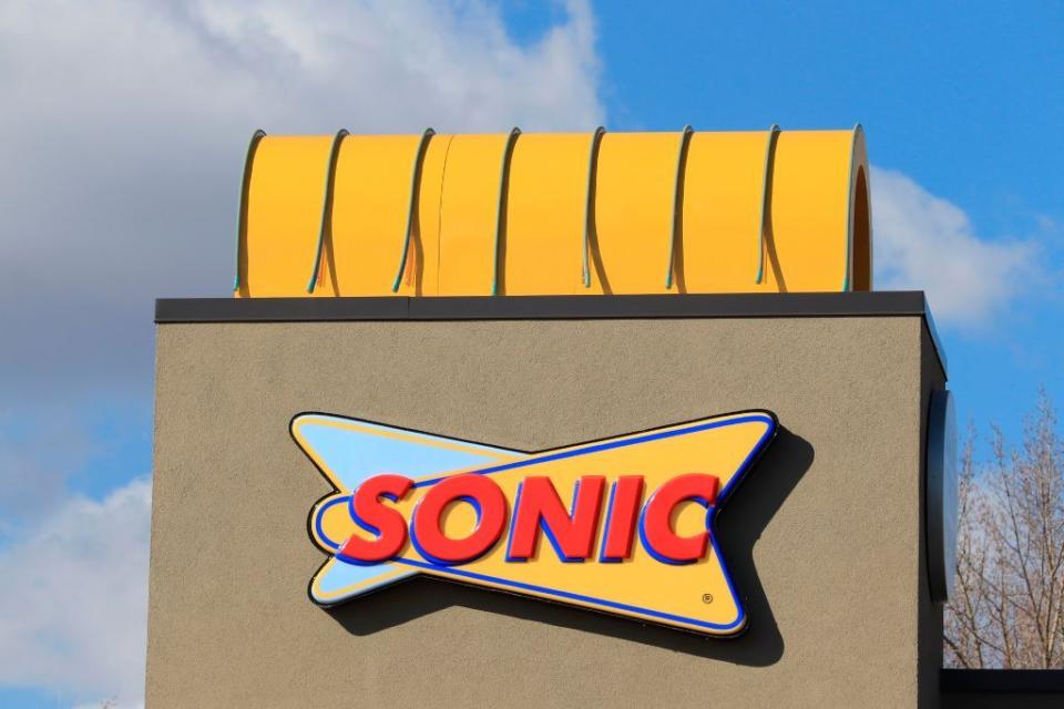 6) Sonic Drive-In