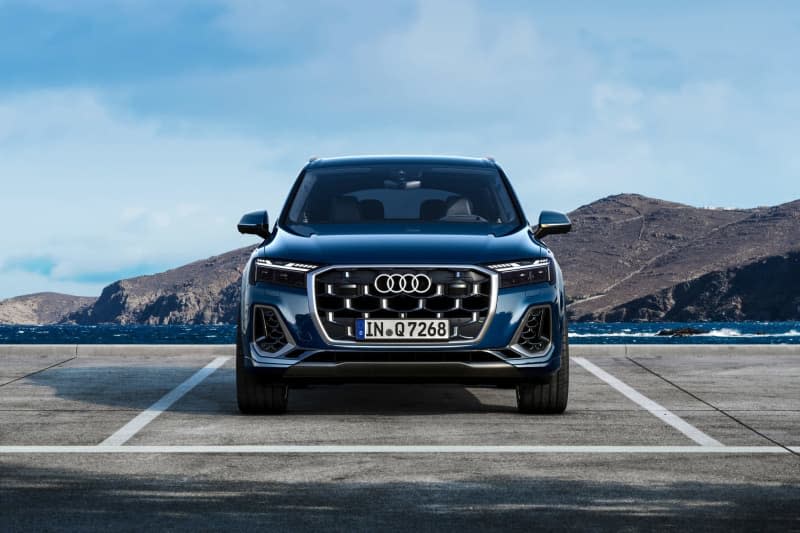 Audi has aimed to give this latest Q7 a look in line with its more modern models, with a more imposing grille made up of new L-shaped inlays. Audi/dpa