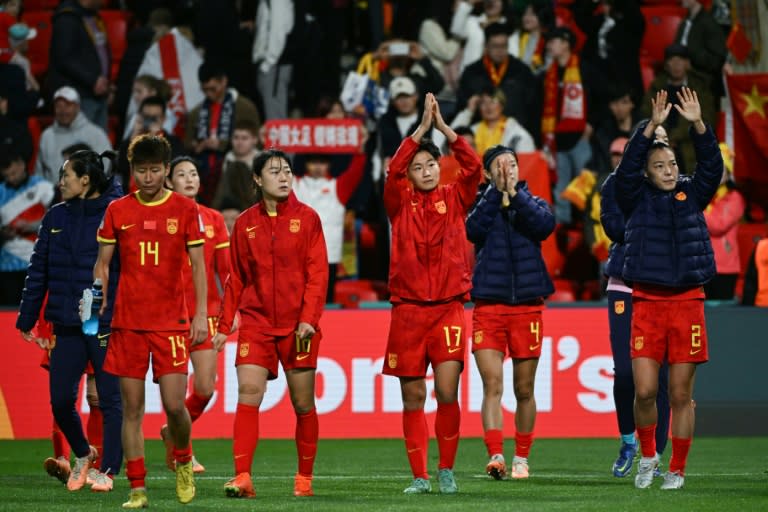 <a class="link " href="https://sports.yahoo.com/soccer/teams/china-women/" data-i13n="sec:content-canvas;subsec:anchor_text;elm:context_link" data-ylk="slk:China;sec:content-canvas;subsec:anchor_text;elm:context_link;itc:0">China</a> players applaud the fans in Adelaide (Brenton EDWARDS)