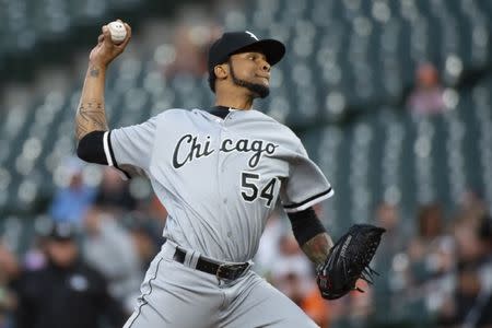 FILE PHOTO: Apr 24, 2019; Baltimore, MD, USA; Chicago White Sox starting pitcher Ervin Santana (54) delivers a pitch during the first inning against the Baltimore Orioles at Oriole Park at Camden Yards. Mandatory Credit: Tommy Gilligan-USA TODAY Sports - 12582985