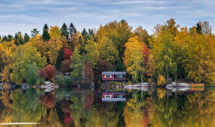 Finlandia ofrece vacaciones gratis para que la gente venga y aprenda a ser feliz tras ser nombrado el país más feliz del mundo