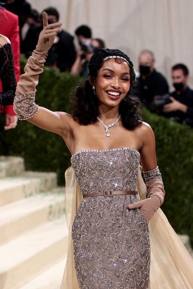 Yara Shahidi Understood The Met Gala Cream Carpet Assignment