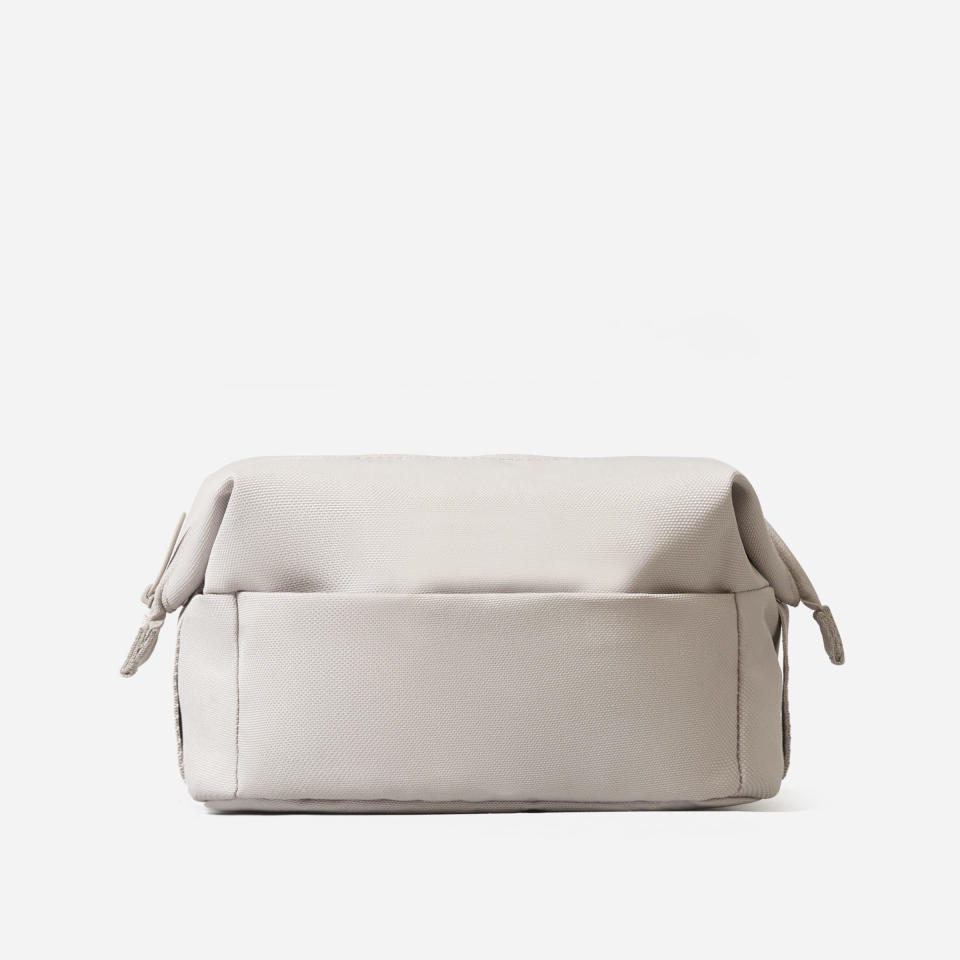 <p><a href="https://go.redirectingat.com?id=74968X1596630&url=https%3A%2F%2Fwww.everlane.com%2Fproducts%2Fmens-renew-catchall-case-quartz&sref=https%3A%2F%2Fwww.menshealth.com%2Fgrooming%2Fg39454332%2Fbest-mens-toiletry-bags%2F" rel="nofollow noopener" target="_blank" data-ylk="slk:Shop Now;elm:context_link;itc:0;sec:content-canvas" class="link ">Shop Now</a></p><p>The ReNew Catch-All Case </p><p>everlane.com</p><p>$21.00</p>