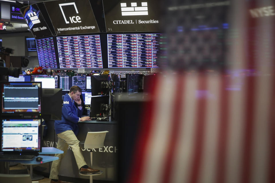 US stock futures were pointing down on Thursday and European markets were mixed in morning trading. Photo: Drew Angerer/Getty Images