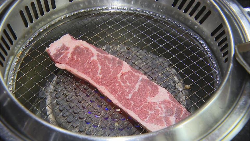 北市禁河濱公園烤肉　熱門燒烤店一位難求