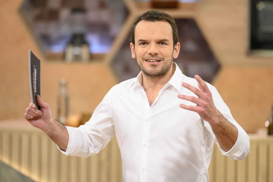Steffen Henssler ist in Sachen TV-Kochsendungen ein alter Hase. Unter anderem war er in der RTL-Kochshow 
