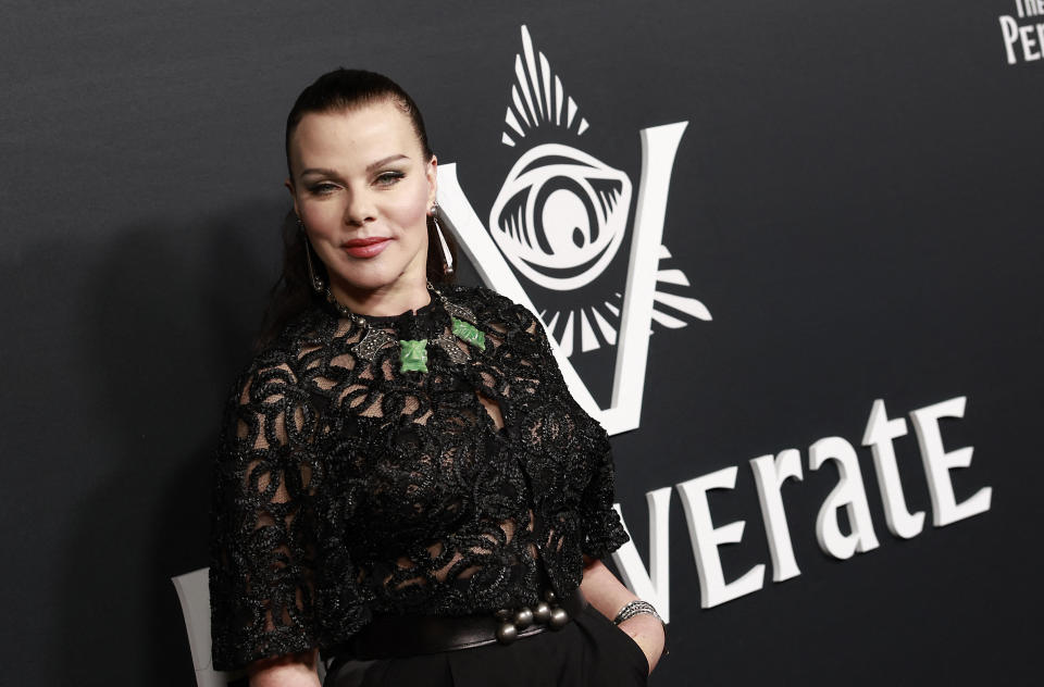 Debi Mazar