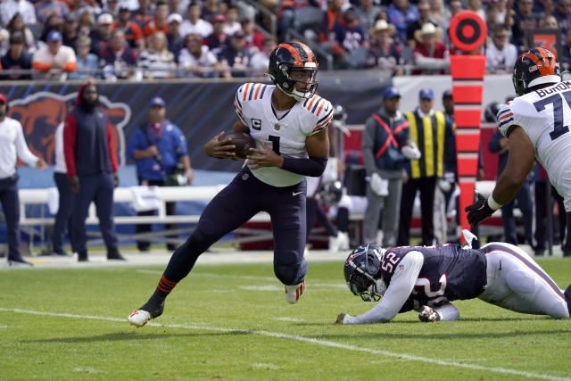 Bears QB Justin Fields after shaky performance against Texans: 'I played  like trash'