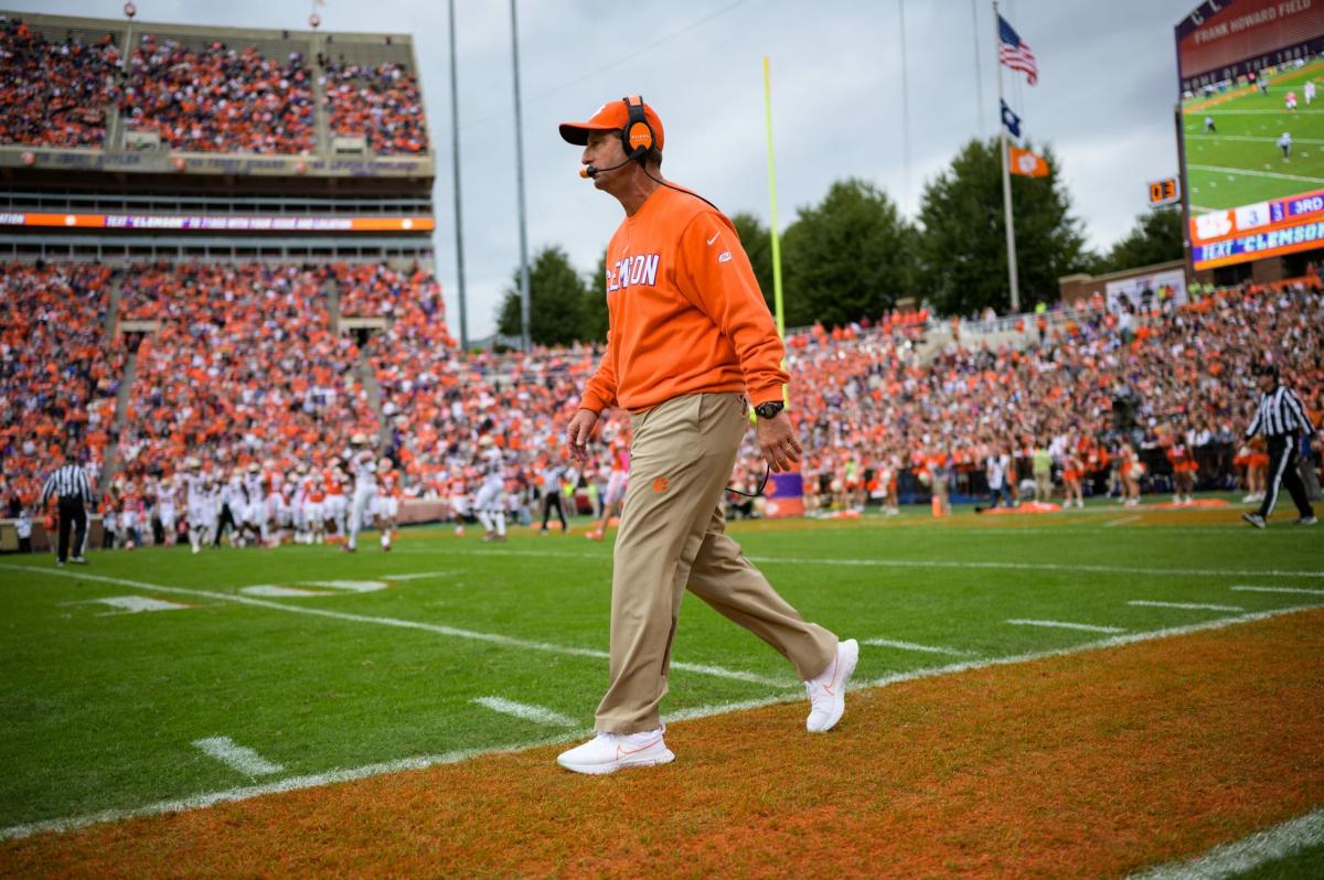 Can Dabo Swinney's 'Clemson Way' still work? The Tigers are about to find  out - Yahoo Sports