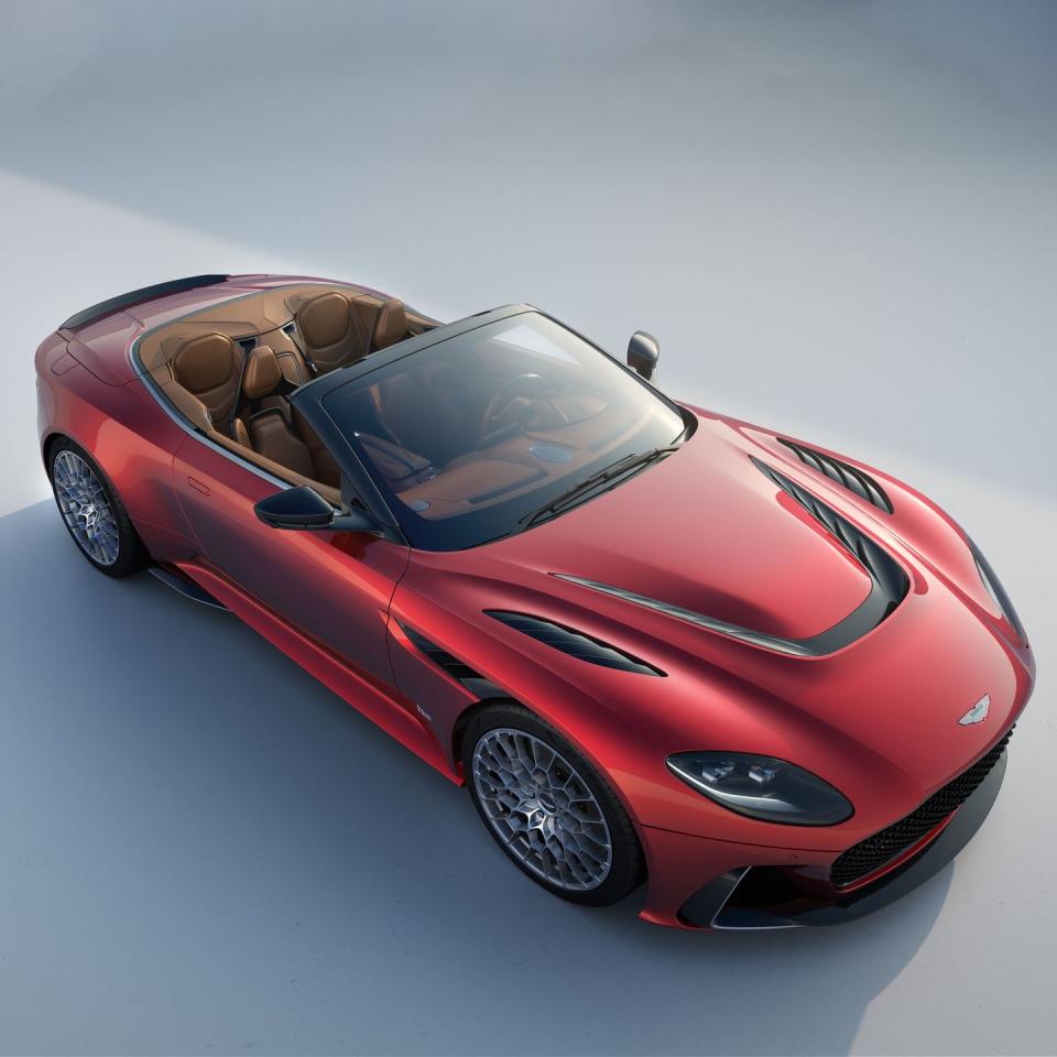 2023 aston martin dbs 770 ultimate volante