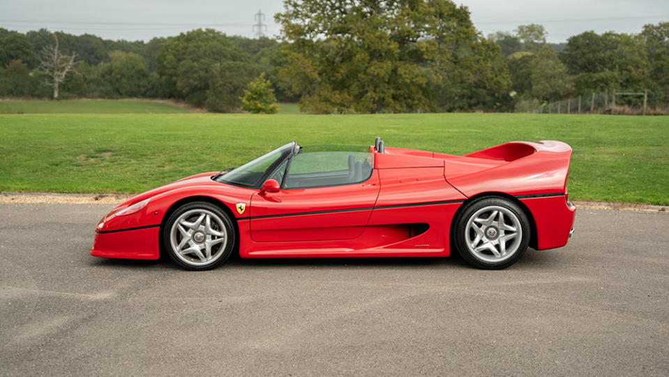 Rod Stewart’s 1996 Ferrari F50 from the side