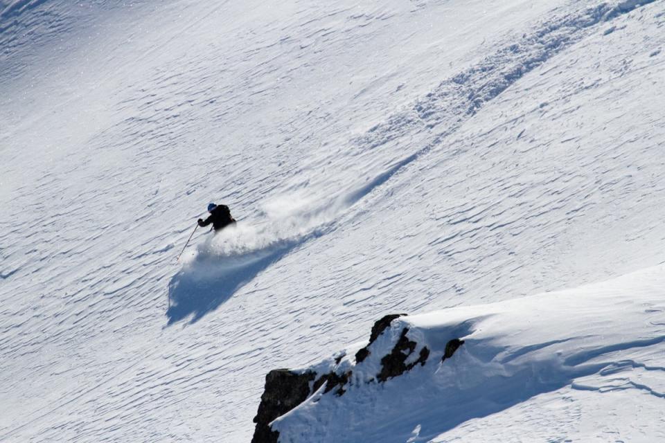 Seb Ramsay skiing the eastern face of the Col de la Grande Combe (Tristan Kennedy)