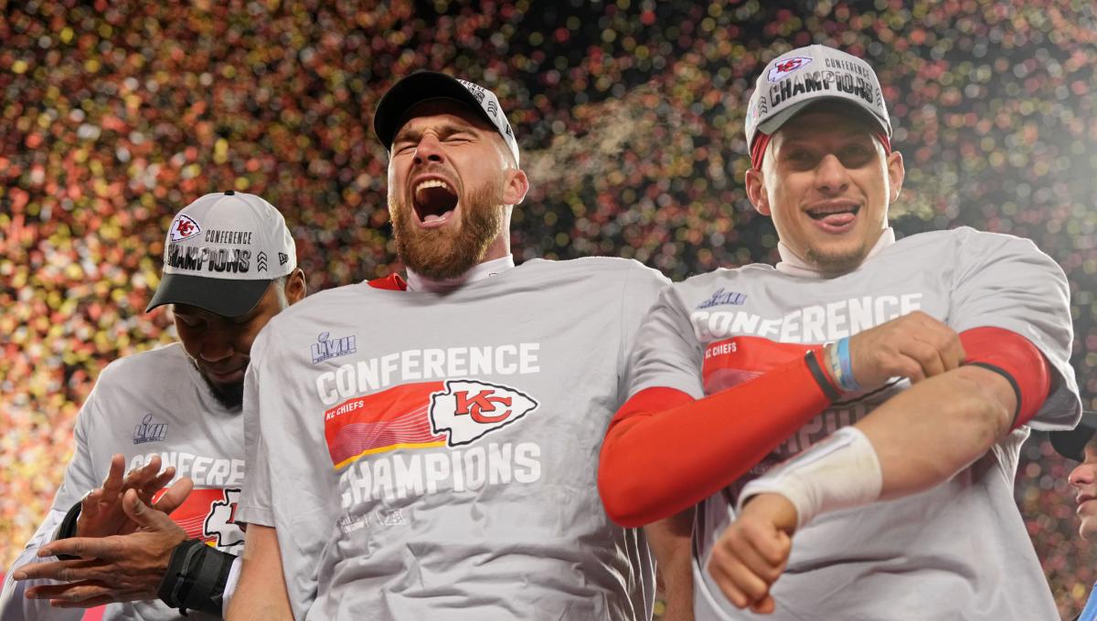 Travis Kelce sour over Cincinnati's loss, doesn't think Alabama was  impressive