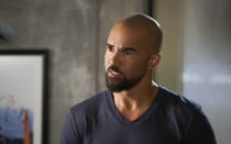 <p>Shemar Moore, alias Derek Morgan dans <i>Esprits Criminels</i>, a quitté la série en 2017 car il avait besoin de "<i>souffler</i>". </p>... <a href="https://www.programme-television.org/diapos-tv/Sandra-Oh-Chad-Michael-Murray-Ces-acteurs-qui-ont-quitte-une-serie-en-pleine-gloire-PHOTOS-4635056/Shemar-Moore#xtor=AL-55" rel="nofollow noopener" target="_blank" data-ylk="slk:Voir la suite des photos sur Télé 7 Jours;elm:context_link;itc:0;sec:content-canvas" class="link ">Voir la suite des photos sur Télé 7 Jours</a> <h3>A lire aussi</h3> <ul> <li> <a href="https://www.programme-television.org/diapos-tv/Grey-s-Anatomy-Que-sont-devenus-les-anciens-apres-leur-depart-PHOTOS-4632318#xtor=AL-55" rel="nofollow noopener" target="_blank" data-ylk="slk:Grey’s Anatomy : T.R. Knight, Sandra Oh… Que sont devenus les acteurs qui ont quitté la série ? (PHOTOS);elm:context_link;itc:0;sec:content-canvas" class="link "> Grey’s Anatomy : T.R. Knight, Sandra Oh… Que sont devenus les acteurs qui ont quitté la série ? (PHOTOS) </a> </li> <li> <a href="https://www.programme-television.org/diapos-tv/Ces-presentateurs-emblematiques-qui-ont-quitte-France-Televisions-PHOTOS-4636803#xtor=AL-55" rel="nofollow noopener" target="_blank" data-ylk="slk:Ces présentateurs emblématiques qui ont quitté France Télévisions (PHOTOS);elm:context_link;itc:0;sec:content-canvas" class="link "> Ces présentateurs emblématiques qui ont quitté France Télévisions (PHOTOS) </a> </li> <li> <a href="https://www.programme-television.org/Videos/Suite-aux-polemiques-dans-The-Voice-Mennel-explique-pourquoi-elle-a-quitte-la-France#xtor=AL-55" rel="nofollow noopener" target="_blank" data-ylk="slk:Suite aux polémiques dans The Voice, Mennel explique pourquoi elle a quitté la France;elm:context_link;itc:0;sec:content-canvas" class="link "> Suite aux polémiques dans The Voice, Mennel explique pourquoi elle a quitté la France </a> </li> <li> <a href="https://www.programme-television.org/news-tv/Virgin-Radio-Camille-Combal-s-excuse-d-avoir-quitte-en-urgence-la-matinale-4654747#xtor=AL-55" rel="nofollow noopener" target="_blank" data-ylk="slk:Virgin Radio : Camille Combal s'excuse d'avoir quitté en urgence la matinale;elm:context_link;itc:0;sec:content-canvas" class="link "> Virgin Radio : Camille Combal s'excuse d'avoir quitté en urgence la matinale </a> </li> <li> <a href="https://www.programme-television.org/news-tv/BTP-Suite-aux-polemiques-dans-The-Voice-Mennel-explique-pourquoi-elle-a-quitte-la-France-4656001#xtor=AL-55" rel="nofollow noopener" target="_blank" data-ylk="slk:Suite aux polémiques dans The Voice, Mennel explique pourquoi elle a quitté la France (VIDEO);elm:context_link;itc:0;sec:content-canvas" class="link "> Suite aux polémiques dans The Voice, Mennel explique pourquoi elle a quitté la France (VIDEO) </a> </li> <li> <a href="https://www.programme-television.org#xtor=AL-55" rel="nofollow noopener" target="_blank" data-ylk="slk:Consultez votre programme tv sur Télé 7 Jours;elm:context_link;itc:0;sec:content-canvas" class="link ">Consultez votre programme tv sur Télé 7 Jours </a> </li> </ul>