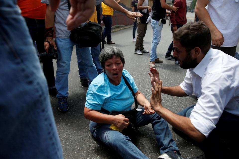 (FOTOS) Venezuela indignada: La oposición en la calle a pesar de que el Supremo suprime su propia sentencia