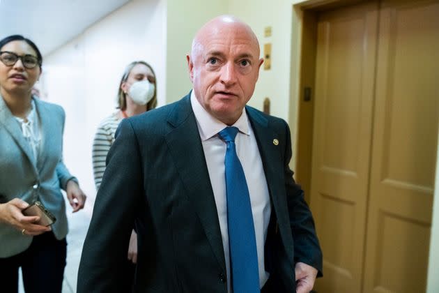Sen. Mark Kelly (D-Ariz.) is seen in the U.S. Capitol on May 24. (Photo: Tom Williams via Getty Images)