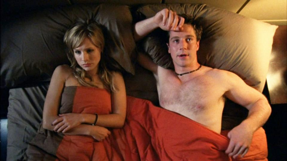 Jason Dohring and Kristen Bell in Veronica Mars Season 3