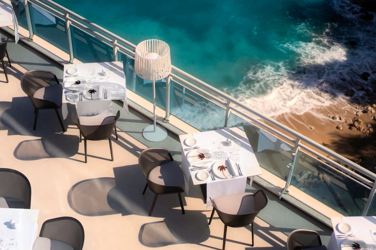 Waterfront dinners at Hotel Bellevue Dubrovnik (Hotel Bellevue)
