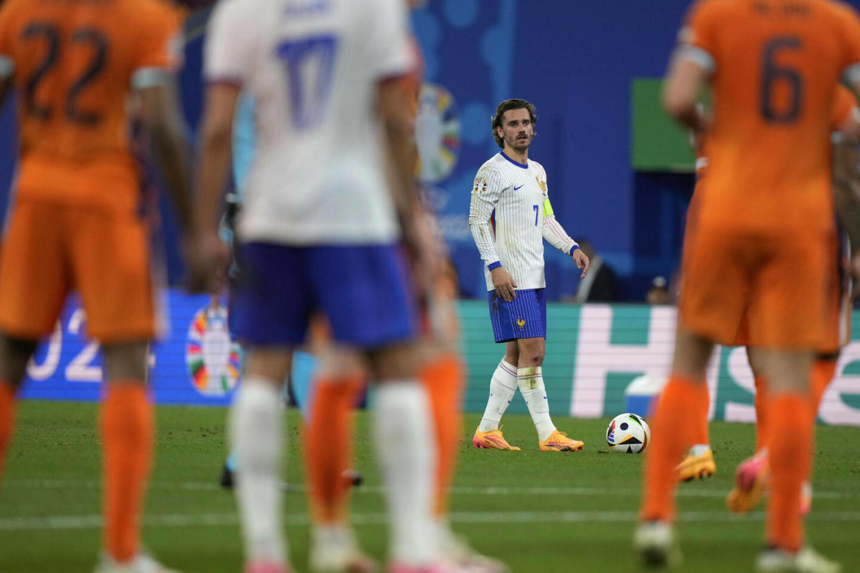 Incapable de battre les Pays-Bas ce vendredi (0-0), la France n'est pas encore assurée de voir les huitièmes de finale de l'Euro.  - Credit:Mathias Schrader/AP/SIPA