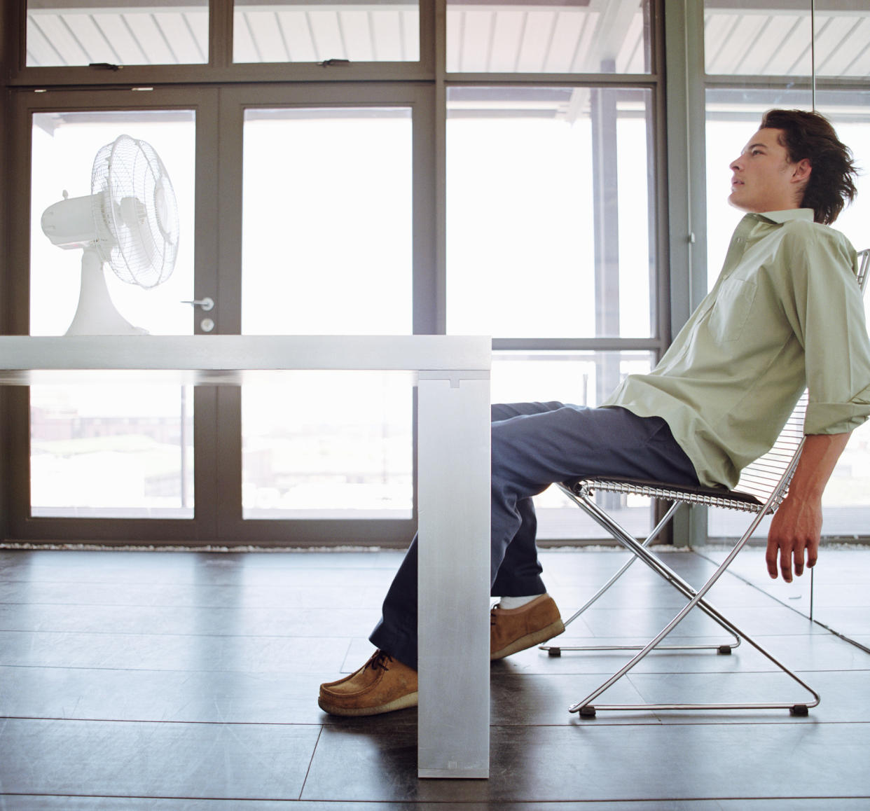 Die Hitze im Sommer weckt das Bedürfnis nach Erfrischung. Ein Ventilator kann helfen. (Bild: Tom Merton/ Photodisc/ Getty Images)