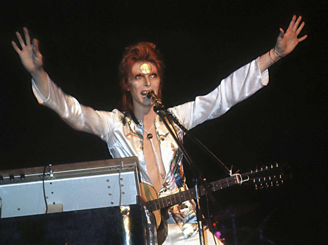 1972-Japan.David Bowie As Ziggy Stardust. Credit: 346917_Globe Photos/MediaPunch /IPX