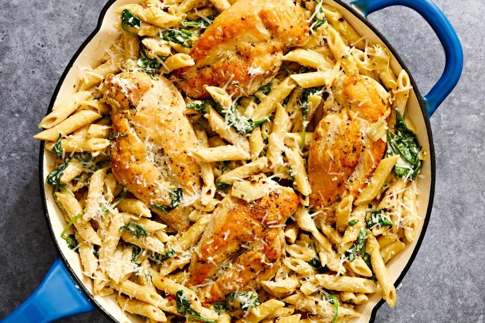 One-Pot Creamy Spinach Artichoke & Chicken Pasta