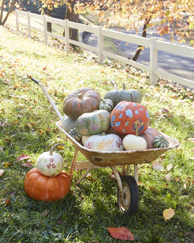 Leaf Motif Pumpkins