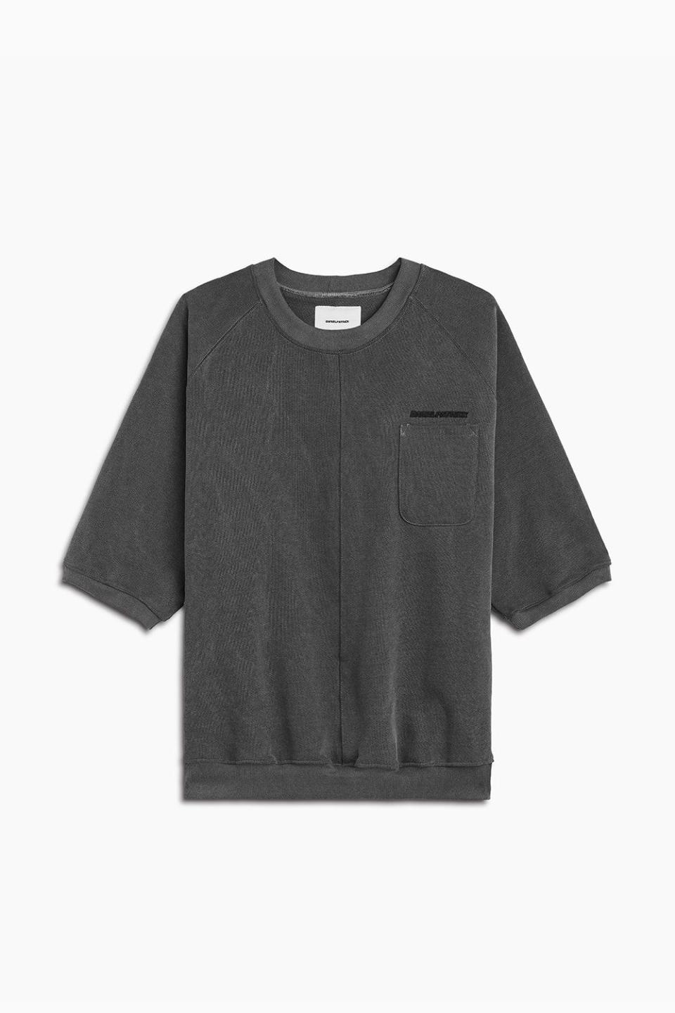 S/S Raglan Pocket Crew