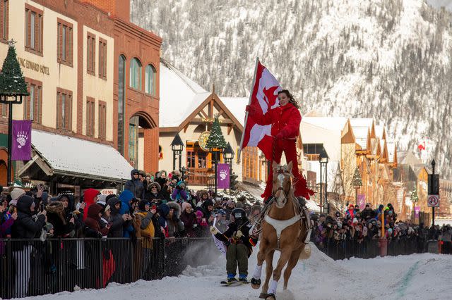 <p>Danny James Hagan &Skijor Canada /Courtesy of Banff & Lake Louise Tourism</p>