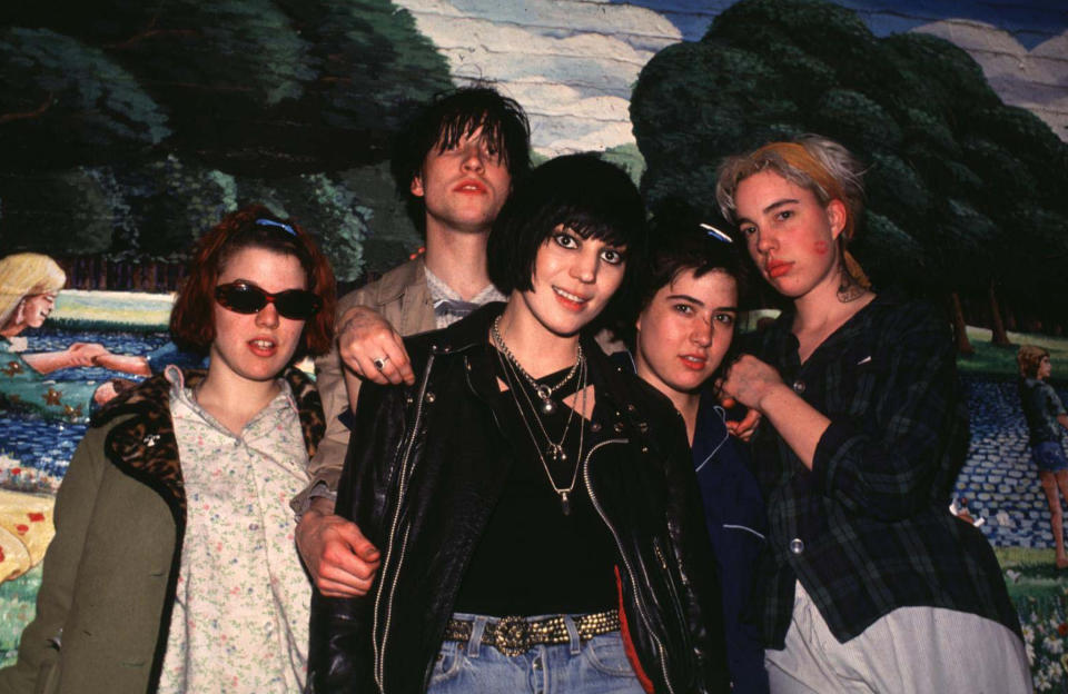 Bikini Kill and Joan Jett in 1994. (Photo: Steve Eichner/WireImage)