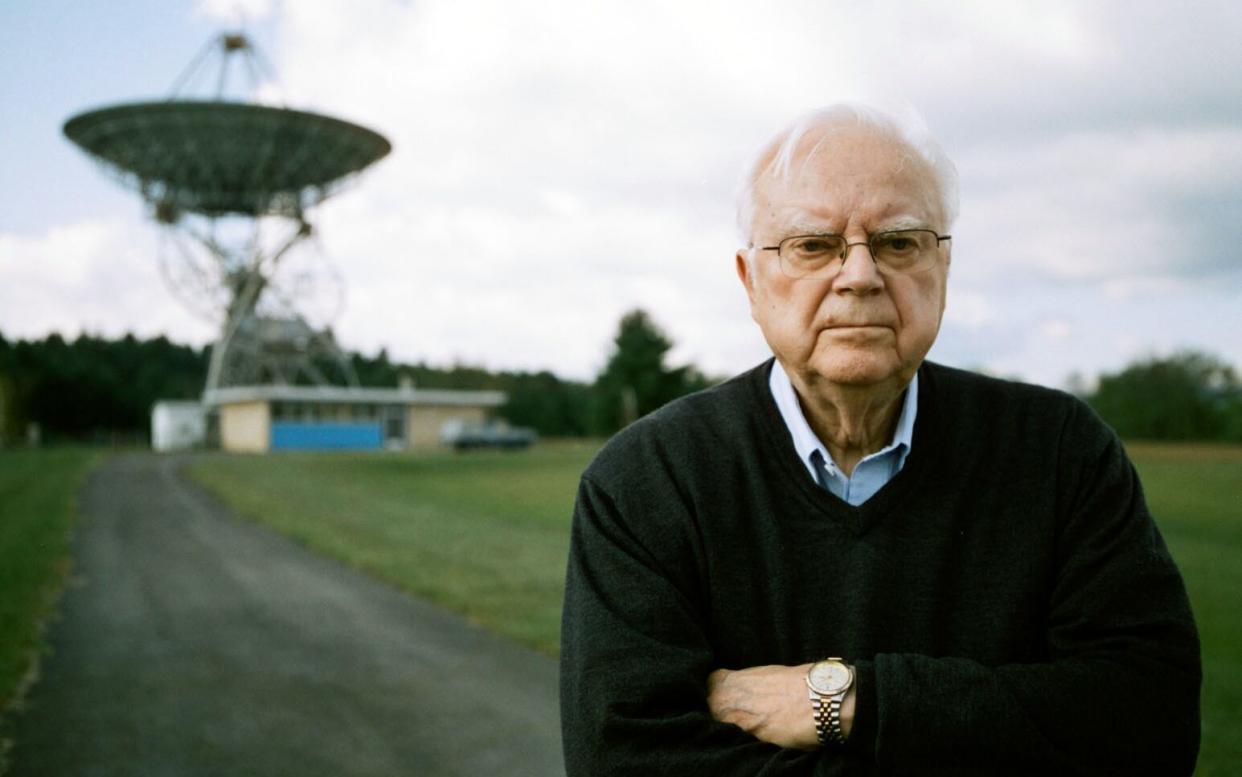 Frank Drake at the National Radio Astronomy Observatory in West Virginia, where he began his search for intelligent aliens - Stephen Cooter/BBC