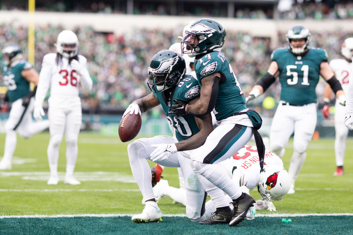 Roob's Observations: Eagles collapse against Cardinals in terrible loss on New Year's Eve