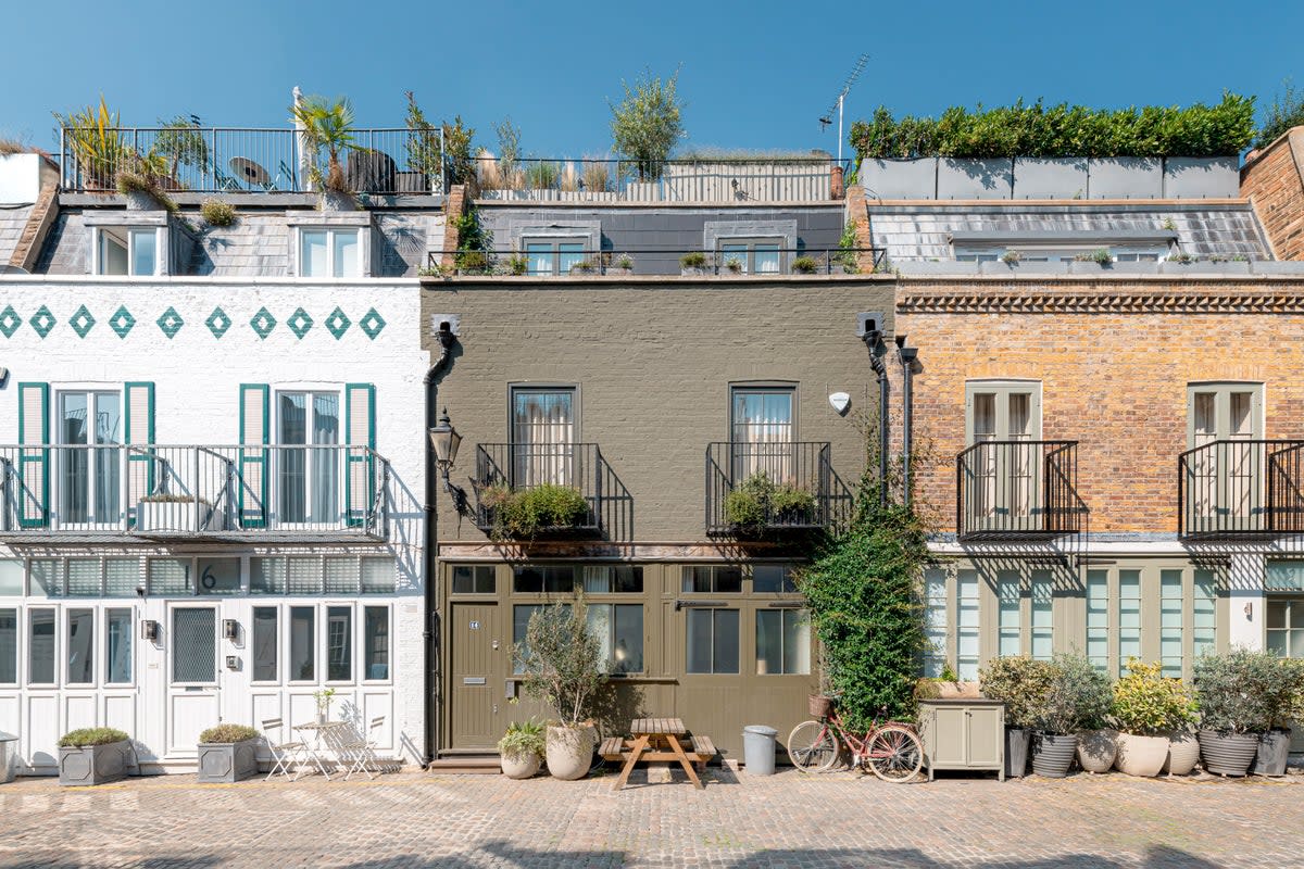 The house in Notting Hill is on the market for £2,750 a month  (Handout)