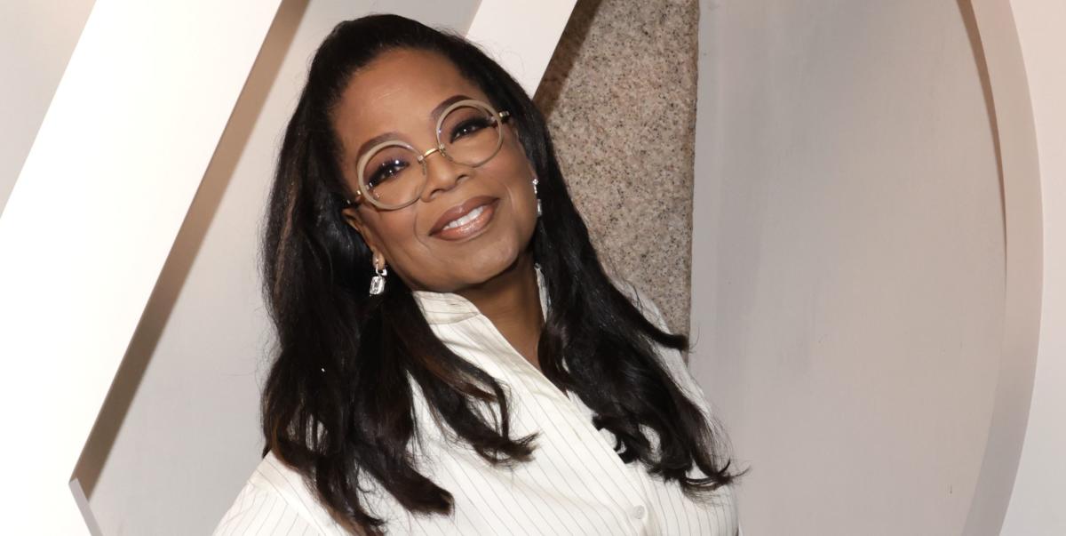 Oprah Winfrey's Belted Dress & Weight Loss: Louis Vuitton Show