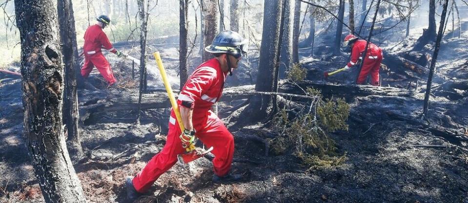 Des milliers de Canadiens ont été évacués mercredi après de violents incendies dans l'est du pays.   - Credit:HANDOUT / Nova Scotia Government / AFP