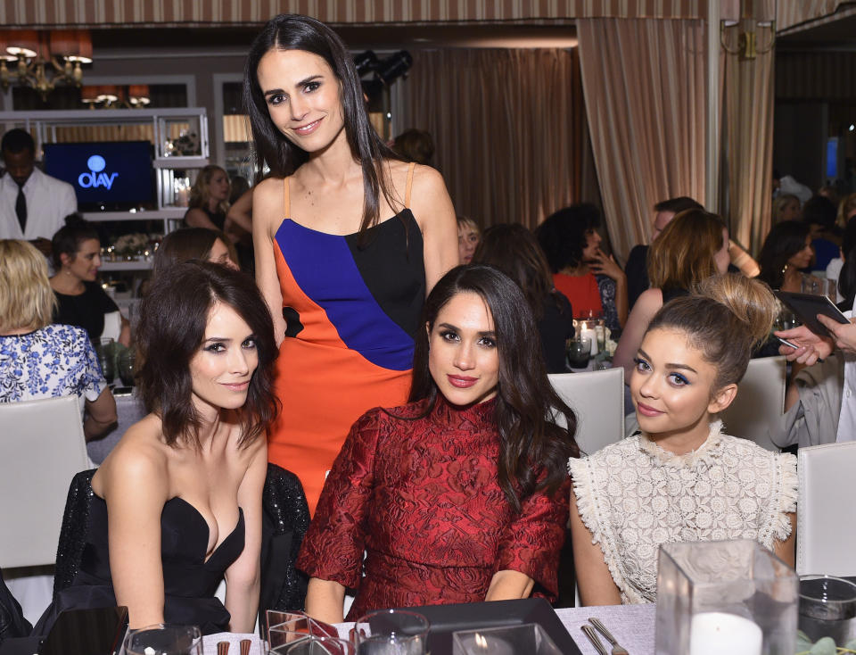 WEST HOLLYWOOD, CA - JANUARY 20: (L-R) Actors Abigail Spencer, Jordana Brewster, Meghan Markle and Sarah Hyland attend ELLE's 6th Annual Women in Television Dinner Presented by Hearts on Fire Diamonds and Olay at Sunset Tower on January 20, 2016 in West Hollywood, California.  (Photo by Stefanie Keenan/Getty Images for ELLE)