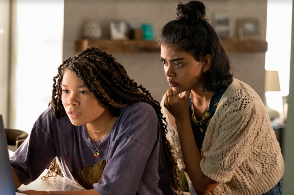 Storm Reid y Megan Suri en “Missing”. (SONY Pictures)