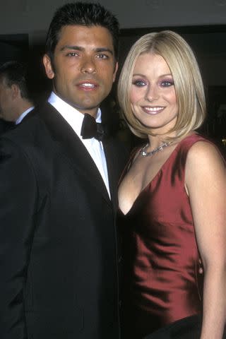 <p>Ron Galella/Ron Galella Collection via Getty</p> Kelly Ripa and Mark Consuelos in 2001