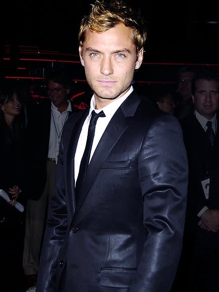 2004: JUDE LAW