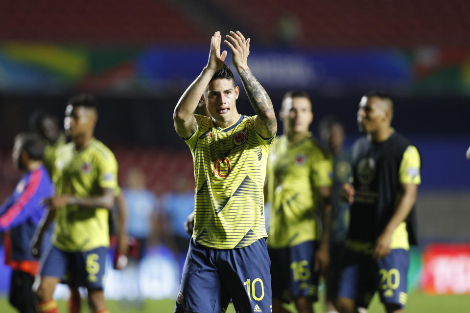 Colombia's James Rodriguez applauds to fans at the end of a Copa America Group B soccer match at the Morumbi stadium in Sao Paulo, Brazil, Wednesday, June 19, 2019. (AP Photo/Victor R. Caivano)