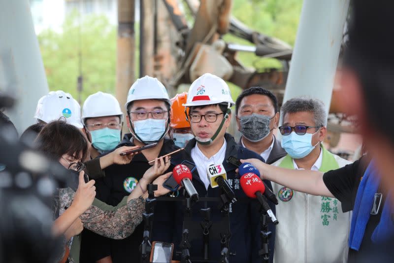 ▲面對水情嚴峻，高雄市長陳其邁今天上午前往高屏溪攔河堰管理中心視察抗旱工作情形。（圖／高市府提供）