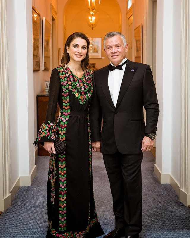 <h3>約旦國王阿卜杜拉二世（King Abdullah II）及王后拉妮亞（Queen Rania Al Abdullah）</h3><p><a href="https://www.instagram.com/p/Bgk3kW5hBa1/?taken-by=queenrania" rel="nofollow noopener" target="_blank" data-ylk="slk:See the original post on Instagram;elm:context_link;itc:0;sec:content-canvas" class="link ">See the original post on Instagram</a></p><cite>queenrania@Instagram</cite>