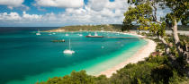 La explotación y la masificación del turismo han dañado algunas de las islas más hermosas del Caribe, pero no ha sucedido así con Anguila, territorio británico de ultramar que conserva su encanto natural y que cuenta con algunas de las playas más espectaculares de esta región del mundo. (Foto: Getty Images).