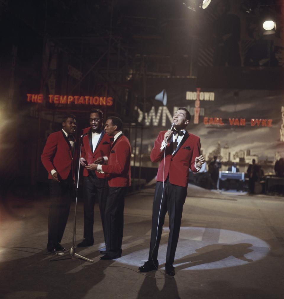 Smokey Robinson and The Miracles perform in London in 1965 - Cyrus Andrews/Michael Ochs Archives/Getty Images