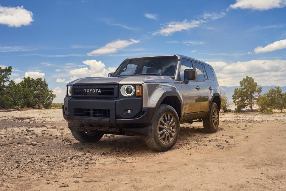 2024 toyota land cruiser photos