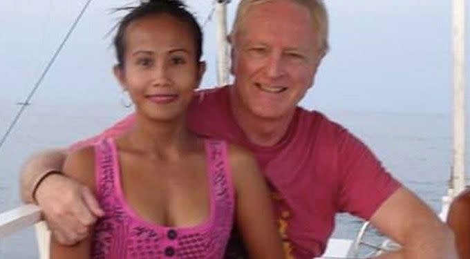 Roger Hussey with his wife Boosabong Tongsanga.