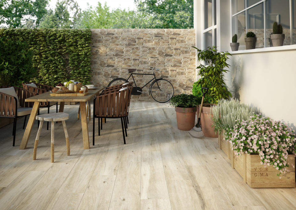 11) Wood-effect porcelain tiles