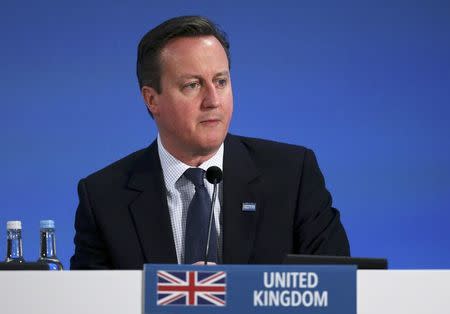 Britain's Prime Minister David Cameron speaks at the donors Conference for Syria in London, Britain February 4, 2016. REUTERS/Dan Kitwood/pool