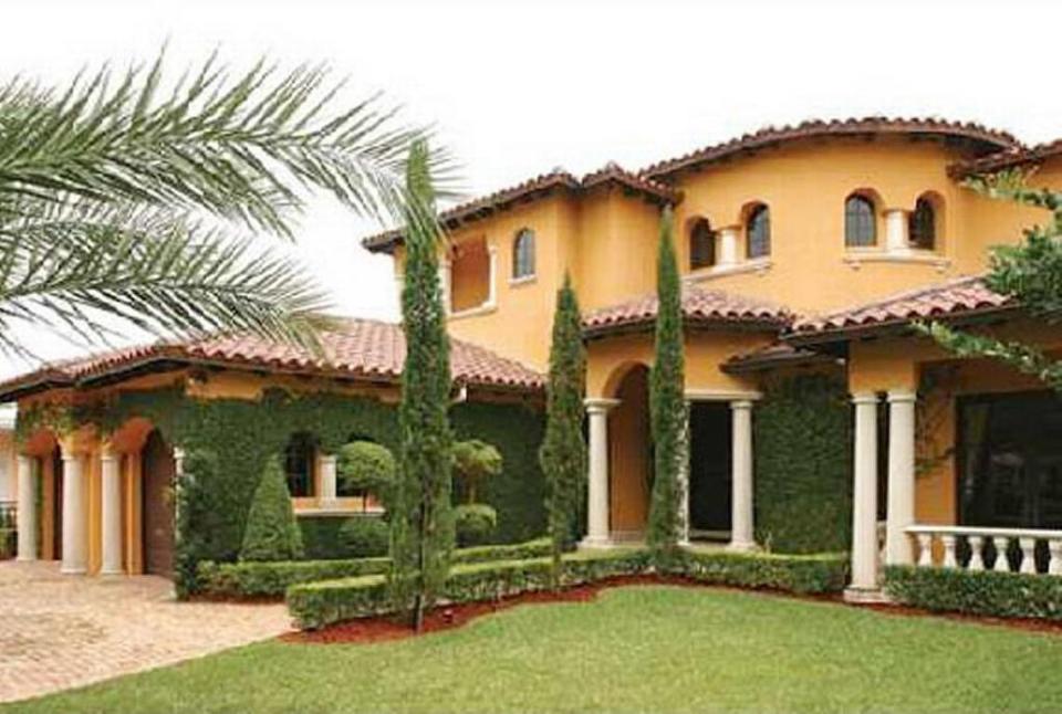 A view of a single-family house in Coral Gables.